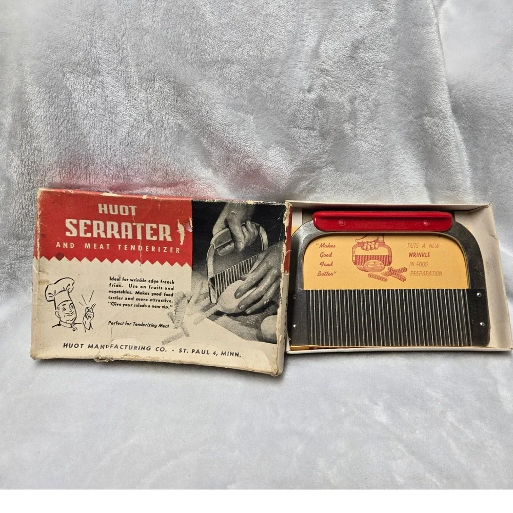 Vintage Huot Serrater Crinkle Cutter Meat Tenderizer Original Box MCM Kitchen